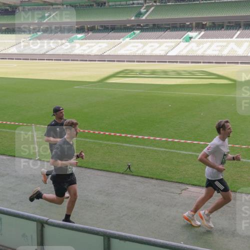 13.09.2026 - 21. swb-Marathon Bremen Michael Burmester http://msf.ph/oto/10326661 13.09.2026 12:56:13 Laufen im Stadion 205, 307, 388, 411, 431, 465, 495, 655, 769, 854, 857, 876, 913, 926, 948, 1058, 1130, 1197, 1390, 1537, 1599, 1601, 1645, 1750, 1972, 2001, 2040, 2122, 2125, 2234, 2251, 2260, 2319, 2383, 2473, 2474, 2535, 2604, 2634, 2640, 2671, 2761, 2812, 2922, 2948, 3057, 3119, 3134, 3175, 3192, 3202, 3246, 3290, 3346, 3348, 3411, 3458, 3508, 3514, 3706, 3716, 3813, 3836, 4135, 4137, 4171, 4413, 4479, 4733, 5277, 5430, 5530, 5695, 5867, 6106 meine-sportfotos.de