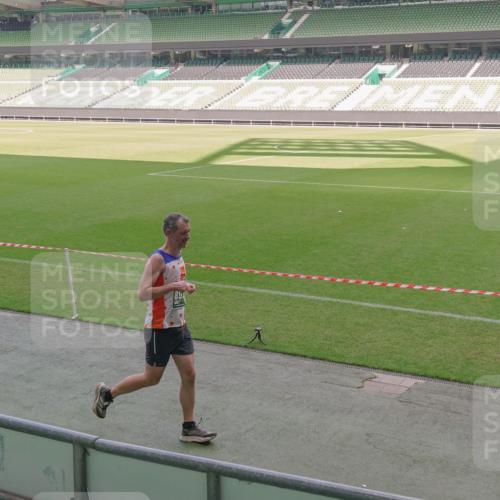 13.09.2026 - 21. swb-Marathon Bremen Michael Burmester http://msf.ph/oto/10326724 13.09.2026 12:56:18 Laufen im Stadion 205, 307, 388, 411, 431, 465, 495, 655, 769, 854, 857, 876, 913, 926, 948, 1058, 1130, 1197, 1390, 1537, 1599, 1601, 1645, 1750, 1972, 2001, 2040, 2122, 2125, 2234, 2251, 2260, 2319, 2383, 2473, 2493, 2535, 2604, 2634, 2640, 2671, 2761, 2812, 2948, 3057, 3078, 3119, 3175, 3192, 3202, 3246, 3290, 3346, 3348, 3411, 3450, 3458, 3508, 3514, 3634, 3706, 3716, 3760, 3813, 3836, 4135, 4137, 4171, 4413, 4479, 4733, 5277, 5430, 5530, 5695, 5867, 6106 meine-sportfotos.de