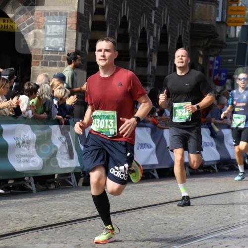 13.09.2026 - 21. swb-Marathon Bremen Strokosch-Dieckow http://msf.ph/oto/10326764 13.09.2026 13:12:12 Ziel 493, 826, 863, 2444, 3336, 4368, 4651, 4698, 5521, 5585, 5893, 6059, 6668, 8996, 9398, 13055, 899, 2480, 3362, 3830, 4560, 6107, 7328, 7521, 8981 meine-sportfotos.de