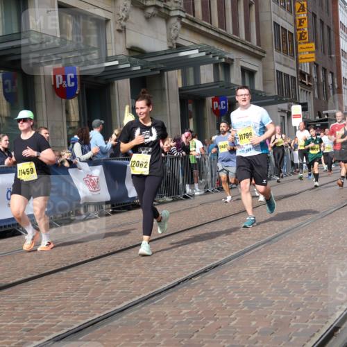 13.09.2026 - 21. swb-Marathon Bremen Strokosch-Dieckow http://msf.ph/oto/10326775 13.09.2026 11:01:16 Ziel 10181, 10251, 10332, 10497, 10560, 10647, 10648, 10678, 11075, 11150, 11305, 11324, 11459, 11467, 11479, 11486, 11550, 11551, 11666, 11668, 11747, 11788, 11796, 11798, 11969, 11970, 11985, 11986, 12047, 12062, 10093, 10428, 10639, 10753, 10892, 10964, 10965, 11049, 11116, 11260, 11306, 11428, 11540, 11681, 11682, 11728, 11751, 11813, 11816, 11850, 12085, 12116, 12241, 12245, 12283, 12390, 12391, 12428 meine-sportfotos.de