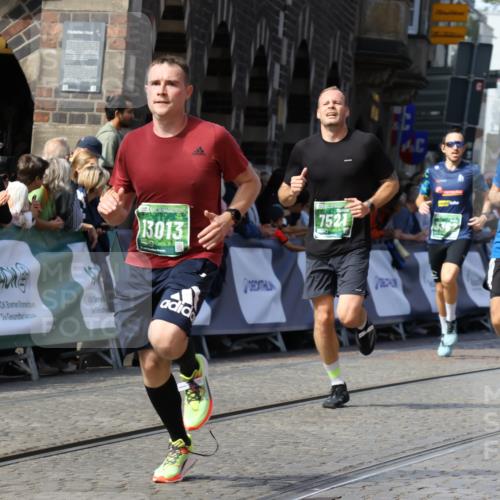 13.09.2026 - 21. swb-Marathon Bremen Strokosch-Dieckow http://msf.ph/oto/10326777 13.09.2026 13:12:12 Ziel 493, 826, 863, 2444, 3336, 4368, 4651, 4698, 5521, 5585, 5893, 6059, 6668, 8996, 9398, 13055, 899, 2480, 3362, 3830, 4560, 6107, 7328, 7521, 8981 meine-sportfotos.de