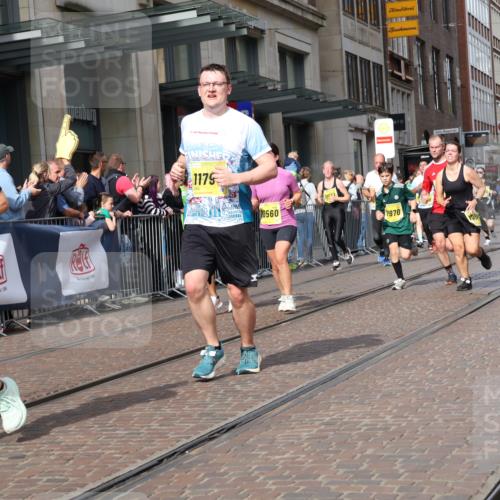 13.09.2026 - 21. swb-Marathon Bremen Strokosch-Dieckow http://msf.ph/oto/10326794 13.09.2026 11:01:16 Ziel 10181, 10251, 10332, 10497, 10560, 10647, 10648, 10678, 11075, 11150, 11305, 11324, 11459, 11467, 11479, 11486, 11550, 11551, 11666, 11668, 11747, 11788, 11796, 11798, 11969, 11970, 11985, 11986, 12047, 12062, 10093, 10428, 10639, 10753, 10892, 10964, 10965, 11049, 11116, 11260, 11306, 11428, 11540, 11681, 11682, 11728, 11751, 11813, 11816, 11850, 12085, 12116, 12241, 12245, 12283, 12390, 12391, 12428 meine-sportfotos.de