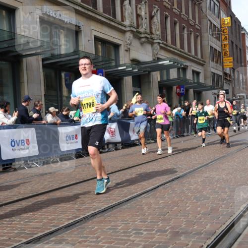 13.09.2026 - 21. swb-Marathon Bremen Strokosch-Dieckow http://msf.ph/oto/10326853 13.09.2026 11:01:17 Ziel 10181, 10251, 10332, 10497, 10560, 10647, 10648, 10678, 11075, 11150, 11305, 11324, 11459, 11467, 11479, 11486, 11550, 11551, 11666, 11668, 11747, 11788, 11796, 11798, 11969, 11970, 11985, 11986, 12047, 12062, 10093, 10428, 10639, 10753, 10892, 10964, 10965, 11049, 11116, 11260, 11306, 11428, 11540, 11681, 11682, 11728, 11751, 11813, 11816, 11850, 12085, 12116, 12241, 12245, 12283, 12390, 12391 meine-sportfotos.de