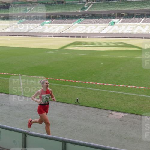 13.09.2026 - 21. swb-Marathon Bremen Michael Burmester http://msf.ph/oto/10326882 13.09.2026 12:56:32 Laufen im Stadion 205, 307, 388, 411, 431, 465, 655, 769, 776, 854, 857, 876, 913, 926, 948, 1058, 1130, 1197, 1537, 1601, 1645, 1750, 1809, 1900, 1972, 2001, 2040, 2051, 2075, 2122, 2251, 2260, 2319, 2473, 2493, 2535, 2604, 2634, 2640, 2671, 2761, 2812, 2904, 2948, 3057, 3078, 3119, 3192, 3202, 3290, 3348, 3411, 3450, 3458, 3508, 3514, 3634, 3706, 3716, 3760, 3813, 3836, 3939, 4135, 4137, 4171, 4316, 4413, 4479, 4733, 5277, 5430, 5530, 5695, 5867, 6106 meine-sportfotos.de