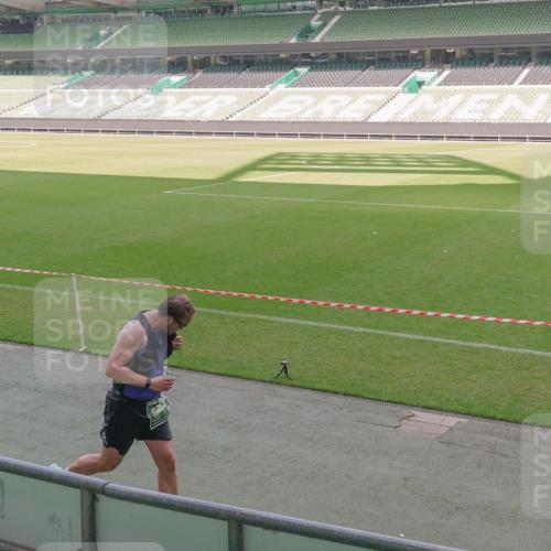 13.09.2026 - 21. swb-Marathon Bremen Michael Burmester http://msf.ph/oto/10326898 13.09.2026 12:56:34 Laufen im Stadion 205, 307, 388, 411, 431, 465, 655, 769, 776, 854, 857, 876, 913, 926, 948, 1058, 1130, 1254, 1537, 1601, 1645, 1750, 1809, 1900, 1972, 2001, 2040, 2051, 2075, 2122, 2251, 2260, 2319, 2402, 2473, 2493, 2535, 2604, 2634, 2640, 2671, 2761, 2812, 2904, 2948, 3057, 3078, 3119, 3192, 3202, 3290, 3348, 3411, 3450, 3458, 3508, 3514, 3634, 3706, 3716, 3760, 3813, 3836, 3939, 4135, 4137, 4171, 4316, 4413, 4479, 4733, 5277, 5430, 5530, 5695, 5867, 6106 meine-sportfotos.de