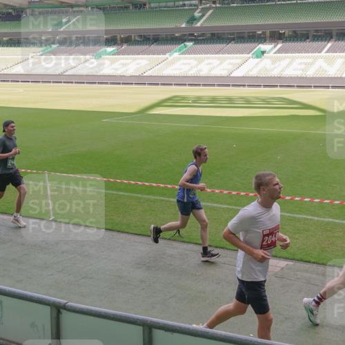 13.09.2026 - 21. swb-Marathon Bremen Michael Burmester http://msf.ph/oto/10326937 13.09.2026 12:56:37 Laufen im Stadion 205, 307, 411, 431, 465, 655, 769, 776, 854, 857, 876, 913, 926, 948, 1058, 1130, 1254, 1537, 1601, 1645, 1750, 1809, 1900, 1972, 2001, 2040, 2051, 2075, 2122, 2260, 2319, 2402, 2473, 2493, 2535, 2604, 2634, 2640, 2671, 2761, 2812, 2904, 2948, 3057, 3078, 3119, 3192, 3202, 3290, 3348, 3411, 3450, 3458, 3508, 3514, 3634, 3706, 3760, 3813, 3836, 3939, 4101, 4135, 4137, 4171, 4174, 4316, 4413, 4479, 4733, 5277, 5430, 5530, 5695, 5867, 6106 meine-sportfotos.de
