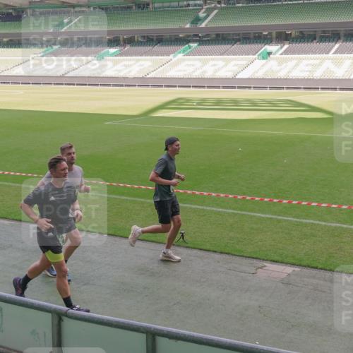 13.09.2026 - 21. swb-Marathon Bremen Michael Burmester http://msf.ph/oto/10326949 13.09.2026 12:56:38 Laufen im Stadion 205, 307, 411, 431, 465, 655, 769, 776, 854, 857, 876, 913, 926, 948, 1010, 1058, 1130, 1254, 1537, 1601, 1645, 1750, 1809, 1900, 1972, 2001, 2040, 2051, 2075, 2122, 2260, 2319, 2324, 2402, 2473, 2493, 2535, 2604, 2634, 2640, 2671, 2761, 2812, 2904, 2948, 3057, 3078, 3119, 3192, 3202, 3290, 3348, 3411, 3450, 3458, 3508, 3514, 3634, 3706, 3760, 3813, 3836, 3939, 4101, 4135, 4137, 4171, 4174, 4316, 4413, 4479, 4733, 5277, 5430, 5530, 5695, 5867, 6106 meine-sportfotos.de