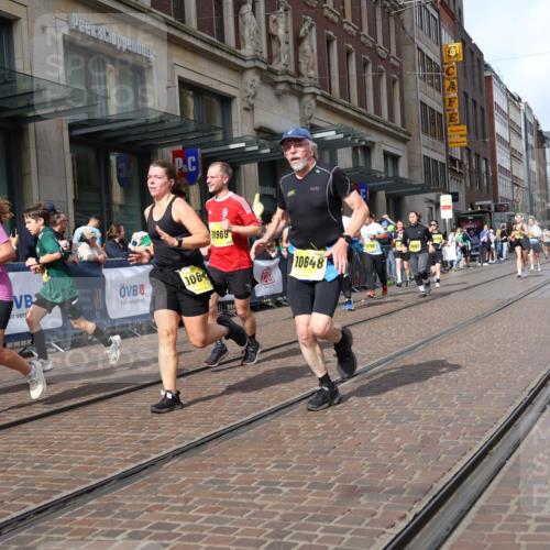 13.09.2026 - 21. swb-Marathon Bremen Strokosch-Dieckow http://msf.ph/oto/10326967 13.09.2026 11:01:20 Ziel 10181, 10251, 10332, 10497, 10560, 10647, 10648, 11075, 11150, 11305, 11324, 11412, 11413, 11459, 11467, 11479, 11486, 11550, 11551, 11666, 11668, 11747, 11788, 11798, 11969, 11970, 11985, 11986, 12047, 12379, 10428, 10639, 10647, 10648, 10678, 10892, 10964, 10965, 11049, 11116, 11260, 11306, 11428, 11681, 11682, 11751, 11796, 11813, 11816, 11850, 11969, 11970, 12062, 12085, 12241, 12245, 12283, 12390, 12391 meine-sportfotos.de