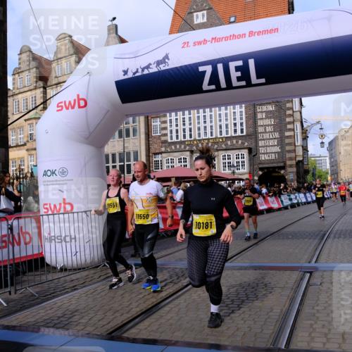 13.09.2026 - 21. swb-Marathon Bremen Tim E. http://msf.ph/oto/10327079 13.09.2026 11:01:48 Ziel 10181, 10251, 10497, 10560, 10647, 10648, 10678, 11305, 11324, 11459, 11467, 11550, 11551, 11666, 11788, 11796, 11798, 11969, 11970, 12047, 12062 meine-sportfotos.de