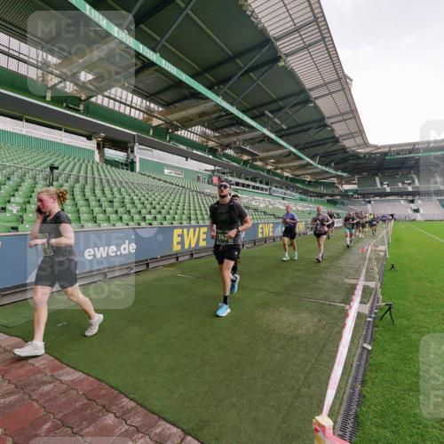 13.09.2026 - 21. swb-Marathon Bremen Michael Burmester http://msf.ph/oto/10327245 13.09.2026 13:32:09 Laufen im Stadion 122, 224, 295, 344, 350, 386, 487, 490, 617, 639, 690, 786, 787, 840, 965, 1114, 1133, 1142, 1292, 1310, 1314, 1326, 1329, 1377, 1427, 1529, 1591, 1592, 1775, 1801, 1869, 1892, 1897, 1904, 1923, 2216, 2230, 2231, 2253, 2270, 2274, 2320, 2344, 2368, 2372, 2374, 2456, 2514, 2523, 2539, 2556, 2616, 2629, 2630, 2643, 2649, 2677, 2719, 2726, 2769, 2848, 2877, 2945, 2952, 3014, 3038, 3094, 3101, 3140, 3223, 3350, 3379, 3401, 3426, 3572, 3644, 3723, 3736, 3746, 3873, 3901, 3918, 3944 meine-sportfotos.de