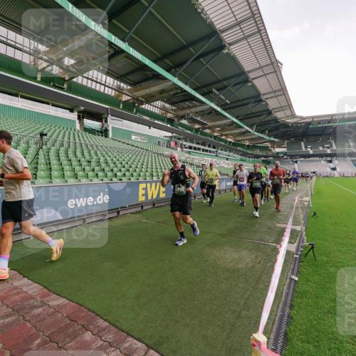 13.09.2026 - 21. swb-Marathon Bremen Michael Burmester http://msf.ph/oto/10327331 13.09.2026 13:32:20 Laufen im Stadion 295, 344, 350, 386, 487, 490, 617, 690, 786, 787, 840, 965, 1133, 1142, 1292, 1310, 1314, 1326, 1329, 1377, 1427, 1529, 1591, 1592, 1775, 1801, 1869, 1892, 1897, 1904, 1923, 2230, 2231, 2253, 2270, 2274, 2320, 2344, 2374, 2456, 2514, 2523, 2539, 2556, 2616, 2630, 2643, 2649, 2677, 2726, 2769, 2848, 2877, 2945, 2952, 3014, 3038, 3094, 3140, 3223, 3350, 3379, 3401, 3426, 3572, 3601, 3644, 3723, 3736, 3746, 3901, 3918, 3944 meine-sportfotos.de