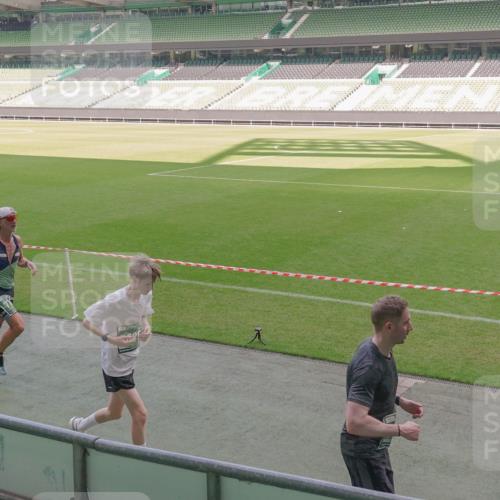 13.09.2026 - 21. swb-Marathon Bremen Michael Burmester http://msf.ph/oto/10327371 13.09.2026 12:57:06 Laufen im Stadion 307, 334, 411, 431, 465, 655, 769, 776, 854, 857, 876, 909, 926, 948, 1010, 1130, 1254, 1535, 1537, 1601, 1750, 1752, 1809, 1881, 1900, 1972, 2001, 2040, 2046, 2051, 2075, 2122, 2260, 2324, 2371, 2402, 2423, 2473, 2493, 2535, 2604, 2634, 2640, 2671, 2761, 2812, 2903, 2904, 2948, 3051, 3078, 3119, 3182, 3202, 3290, 3319, 3348, 3411, 3450, 3458, 3508, 3514, 3634, 3685, 3690, 3760, 3813, 3866, 3939, 4101, 4135, 4171, 4174, 4316, 4413, 4479, 4733, 5695, 5867 meine-sportfotos.de