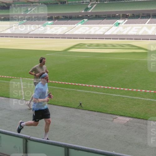 13.09.2026 - 21. swb-Marathon Bremen Michael Burmester http://msf.ph/oto/10327437 13.09.2026 12:57:16 Laufen im Stadion 307, 334, 431, 465, 769, 776, 790, 857, 876, 909, 926, 948, 1010, 1130, 1191, 1199, 1254, 1535, 1601, 1750, 1752, 1809, 1881, 1900, 1972, 2001, 2040, 2046, 2051, 2075, 2260, 2324, 2371, 2397, 2402, 2423, 2473, 2493, 2535, 2634, 2640, 2671, 2761, 2812, 2903, 2904, 2948, 3051, 3078, 3119, 3138, 3182, 3186, 3202, 3290, 3319, 3348, 3411, 3450, 3458, 3508, 3514, 3634, 3685, 3690, 3695, 3760, 3813, 3866, 3939, 4101, 4120, 4135, 4171, 4174, 4316, 4479, 5695 meine-sportfotos.de