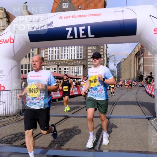 13.09.2026 - 21. swb-Marathon Bremen Tim E. http://msf.ph/oto/10327517 13.09.2026 11:02:06 Ziel 10332, 10409, 10444, 10497, 10817, 11075, 11115, 11150, 11268, 11305, 11369, 11412, 11413, 11479, 11486, 11668, 11747, 11859, 11985, 11986, 12095, 12379, 12412, 12466 meine-sportfotos.de