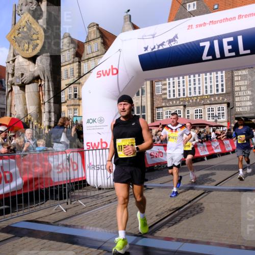 13.09.2026 - 21. swb-Marathon Bremen Tim E. http://msf.ph/oto/10327584 13.09.2026 11:02:08 Ziel 10257, 10332, 10409, 10444, 10817, 11075, 11115, 11150, 11268, 11305, 11369, 11412, 11413, 11436, 11479, 11486, 11668, 11747, 11859, 11985, 11986, 12095, 12379, 12412, 12466 meine-sportfotos.de