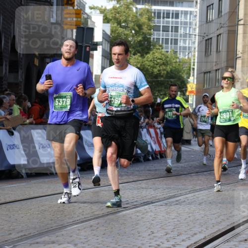 13.09.2026 - 21. swb-Marathon Bremen Strokosch-Dieckow http://msf.ph/oto/10327590 13.09.2026 13:12:53 Ziel 899, 1517, 2362, 2480, 3054, 4560, 4879, 5416, 6796, 9775, 9803, 313, 868, 2498, 2559, 2801, 2858, 3625, 5379, 5965, 6349, 7874, 8291, 8419, 8798, 9092, 9217, 13140 meine-sportfotos.de