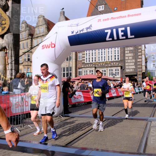13.09.2026 - 21. swb-Marathon Bremen Tim E. http://msf.ph/oto/10327626 13.09.2026 11:02:10 Ziel 10257, 10409, 10444, 10617, 10817, 10924, 11115, 11150, 11268, 11369, 11412, 11413, 11436, 11479, 11486, 11668, 11747, 11859, 11985, 11986, 12095, 12145, 12360, 12379, 12412, 12466 meine-sportfotos.de