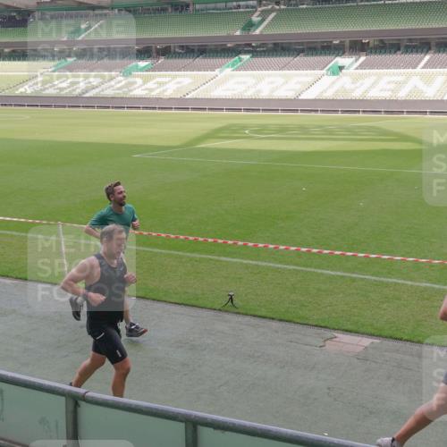 13.09.2026 - 21. swb-Marathon Bremen Michael Burmester http://msf.ph/oto/10327724 13.09.2026 12:57:41 Laufen im Stadion 141, 334, 431, 511, 672, 769, 776, 789, 790, 857, 876, 909, 948, 1010, 1119, 1130, 1191, 1199, 1254, 1281, 1535, 1601, 1642, 1647, 1752, 1809, 1881, 1900, 1931, 1933, 1972, 2001, 2040, 2046, 2051, 2075, 2324, 2343, 2371, 2397, 2402, 2423, 2425, 2473, 2493, 2634, 2640, 2671, 2761, 2771, 2812, 2903, 2904, 3051, 3078, 3138, 3148, 3182, 3186, 3202, 3319, 3338, 3450, 3458, 3514, 3534, 3560, 3634, 3655, 3685, 3690, 3695, 3760, 3813, 3866, 3933, 3939, 4101, 4120, 4174, 4316 meine-sportfotos.de