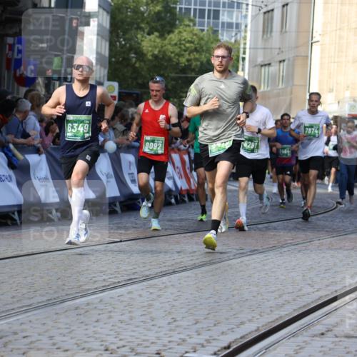 13.09.2026 - 21. swb-Marathon Bremen Strokosch-Dieckow http://msf.ph/oto/10327741 13.09.2026 13:12:59 Ziel 1517, 2362, 3054, 3988, 4605, 4879, 5416, 6796, 8029, 9775, 9803, 13106, 313, 621, 868, 987, 1207, 2498, 3625, 4582, 5345, 5769, 6349, 7874, 8291, 8419, 8464, 9092, 9217 meine-sportfotos.de