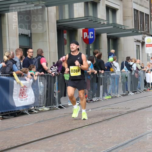 13.09.2026 - 21. swb-Marathon Bremen Strokosch-Dieckow http://msf.ph/oto/10327842 13.09.2026 11:01:39 Ziel 10257, 10409, 10444, 10473, 10500, 10617, 10803, 10817, 10924, 11115, 11268, 11369, 11412, 11413, 11436, 11479, 11486, 11859, 12016, 12095, 12145, 12360, 12379, 12412, 12466, 12506, 10181, 10251, 10332, 10497, 10560, 10647, 10648, 10678, 11075, 11150, 11305, 11324, 11459, 11467, 11550, 11551, 11666, 11668, 11747, 11788, 11796, 11798, 11969, 11970, 11985, 11986, 12047, 12062 meine-sportfotos.de