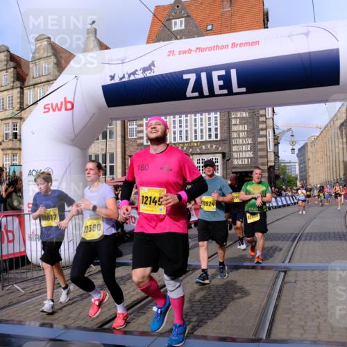 13.09.2026 - 21. swb-Marathon Bremen Tim E. http://msf.ph/oto/10327945 13.09.2026 11:02:19 Ziel 10257, 10409, 10444, 10473, 10500, 10617, 10636, 10803, 10817, 10924, 11115, 11268, 11369, 11436, 11811, 11859, 12016, 12095, 12145, 12360, 12412, 12437, 12466, 12506 meine-sportfotos.de