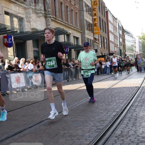 13.09.2026 - 21. swb-Marathon Bremen Strokosch-Dieckow http://msf.ph/oto/10327982 13.09.2026 13:20:58 Ziel 226, 1191, 2979, 3120, 3202, 3450, 3534, 4165, 4234, 4362, 4445, 4484, 4519, 4734, 6357, 6862, 6970, 8237, 8323, 8408, 8791, 8923, 9267, 9268, 9514, 9722, 9900, 541, 769, 854, 876, 1056, 1881, 2425, 2640, 3356, 3866, 3933, 4126, 4174, 4316, 4465, 4482, 4612, 5161, 5213, 5855, 5954, 6177, 6401, 6680, 7517, 7902, 8005, 8141, 8237, 8622, 8804, 8971, 9691, 13120, 13126 meine-sportfotos.de