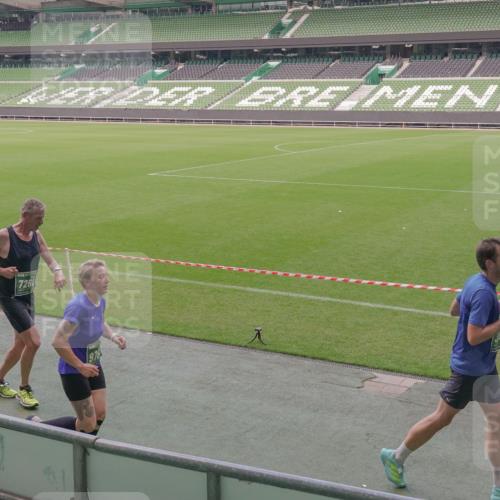 13.09.2026 - 21. swb-Marathon Bremen Michael Burmester http://msf.ph/oto/10328033 13.09.2026 12:58:09 Laufen im Stadion 141, 148, 334, 511, 672, 769, 776, 789, 790, 857, 909, 1010, 1119, 1191, 1199, 1254, 1281, 1535, 1601, 1642, 1647, 1752, 1809, 1881, 1900, 1931, 1933, 2046, 2051, 2075, 2324, 2343, 2367, 2371, 2397, 2402, 2423, 2425, 2493, 2577, 2634, 2640, 2671, 2761, 2771, 2807, 2903, 2904, 3021, 3051, 3078, 3120, 3138, 3148, 3182, 3186, 3319, 3338, 3435, 3450, 3458, 3514, 3534, 3560, 3634, 3655, 3685, 3690, 3695, 3760, 3813, 3866, 3933, 3939, 4101, 4120, 4174, 4316, 205 meine-sportfotos.de