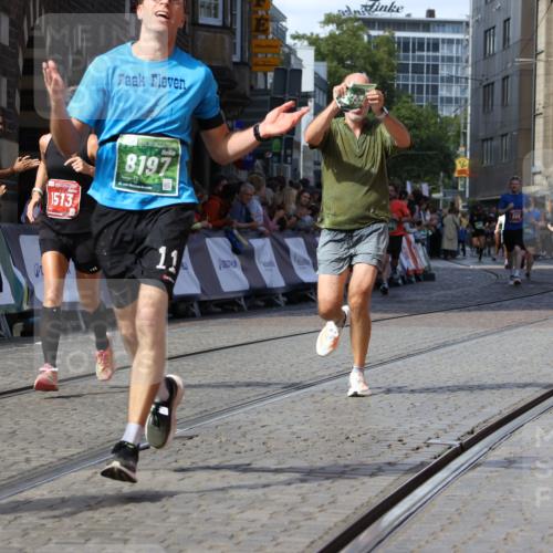 13.09.2026 - 21. swb-Marathon Bremen Strokosch-Dieckow http://msf.ph/oto/10328164 13.09.2026 13:13:17 Ziel 313, 868, 1513, 2350, 2442, 2498, 2559, 2801, 2858, 4605, 5379, 5965, 6349, 8291, 8419, 8798, 9217, 13140, 779, 2130, 2360, 2882, 6394, 6407, 8477, 8568, 8963 meine-sportfotos.de