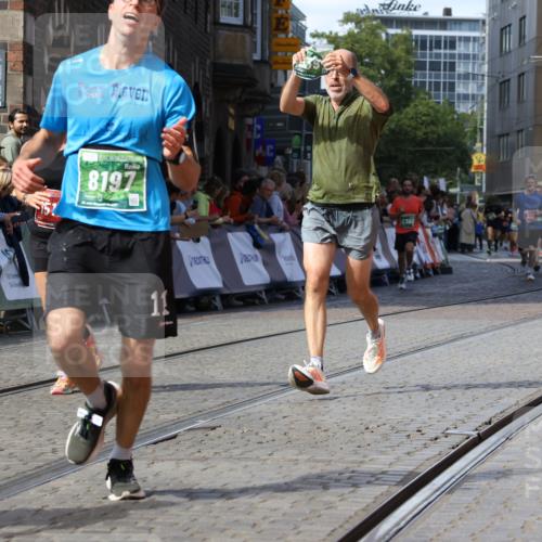 13.09.2026 - 21. swb-Marathon Bremen Strokosch-Dieckow http://msf.ph/oto/10328205 13.09.2026 13:13:17 Ziel 313, 868, 1513, 2350, 2442, 2498, 2559, 2801, 2858, 4605, 5379, 5965, 6349, 8291, 8419, 8798, 9217, 13140, 779, 2130, 2360, 2882, 6394, 6407, 8477, 8568, 8963 meine-sportfotos.de
