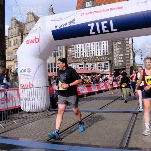 13.09.2026 - 21. swb-Marathon Bremen Tim E. http://msf.ph/oto/10328255 13.09.2026 11:02:27 Ziel 10173, 10257, 10331, 10439, 10473, 10500, 10617, 10636, 10803, 10915, 10924, 10943, 11249, 11436, 11576, 11811, 11886, 12016, 12042, 12094, 12134, 12135, 12145, 12360, 12437, 12506 meine-sportfotos.de