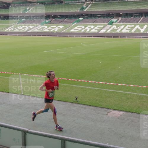 13.09.2026 - 21. swb-Marathon Bremen Michael Burmester http://msf.ph/oto/10328351 13.09.2026 12:58:30 Laufen im Stadion 141, 148, 191, 226, 334, 511, 672, 776, 789, 790, 909, 972, 1010, 1119, 1191, 1199, 1254, 1281, 1516, 1535, 1642, 1647, 1752, 1809, 1881, 1900, 1931, 1933, 2046, 2051, 2075, 2210, 2324, 2343, 2367, 2371, 2397, 2402, 2423, 2425, 2577, 2771, 2807, 2827, 2885, 2903, 2904, 2979, 3021, 3051, 3098, 3120, 3138, 3148, 3182, 3186, 3233, 3319, 3338, 3435, 3516, 3534, 3560, 3655, 3685, 3690, 3695, 3760, 3866, 3933, 3934, 3939, 4101, 4120, 4174, 4316, 205 meine-sportfotos.de