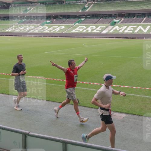 13.09.2026 - 21. swb-Marathon Bremen Michael Burmester http://msf.ph/oto/10328373 13.09.2026 12:58:31 Laufen im Stadion 141, 148, 191, 226, 334, 511, 672, 776, 789, 790, 909, 972, 1010, 1119, 1191, 1199, 1254, 1281, 1516, 1535, 1642, 1647, 1752, 1809, 1881, 1900, 1931, 1933, 2046, 2051, 2075, 2210, 2324, 2343, 2367, 2371, 2397, 2402, 2423, 2425, 2577, 2771, 2807, 2827, 2885, 2903, 2904, 2979, 3021, 3051, 3098, 3120, 3138, 3148, 3182, 3186, 3233, 3319, 3338, 3435, 3516, 3534, 3560, 3655, 3685, 3690, 3695, 3866, 3933, 3934, 3939, 4101, 4120, 4174, 4316, 205 meine-sportfotos.de
