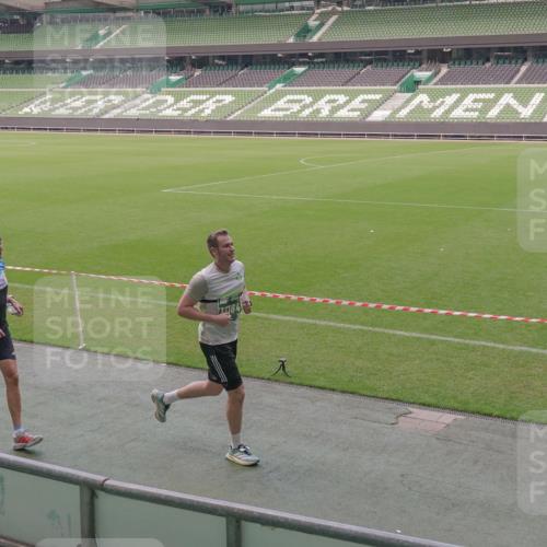 13.09.2026 - 21. swb-Marathon Bremen Michael Burmester http://msf.ph/oto/10328387 13.09.2026 12:58:33 Laufen im Stadion 141, 148, 191, 226, 334, 511, 672, 776, 789, 790, 909, 972, 1010, 1119, 1191, 1199, 1254, 1281, 1516, 1535, 1642, 1647, 1752, 1809, 1881, 1900, 1931, 1933, 2046, 2075, 2210, 2324, 2343, 2367, 2371, 2397, 2402, 2423, 2425, 2577, 2771, 2807, 2827, 2885, 2903, 2904, 2979, 3021, 3051, 3098, 3120, 3138, 3148, 3182, 3186, 3190, 3233, 3319, 3338, 3435, 3516, 3531, 3534, 3560, 3655, 3685, 3690, 3695, 3866, 3933, 3934, 3939, 4101, 4120, 4174, 4316, 205 meine-sportfotos.de