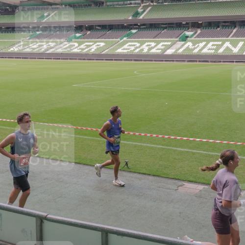 13.09.2026 - 21. swb-Marathon Bremen Michael Burmester http://msf.ph/oto/10328450 13.09.2026 12:58:39 Laufen im Stadion 141, 148, 191, 226, 232, 334, 511, 672, 776, 789, 790, 909, 972, 1010, 1119, 1166, 1191, 1199, 1254, 1281, 1516, 1535, 1642, 1647, 1752, 1809, 1881, 1931, 1933, 2046, 2210, 2324, 2343, 2367, 2371, 2397, 2402, 2423, 2425, 2577, 2771, 2807, 2827, 2885, 2899, 2903, 2904, 2979, 3015, 3021, 3051, 3098, 3120, 3124, 3138, 3148, 3182, 3186, 3190, 3233, 3319, 3338, 3435, 3516, 3531, 3534, 3560, 3652, 3655, 3685, 3690, 3695, 3866, 3933, 3934, 3939, 4101, 4120, 4174, 205 meine-sportfotos.de