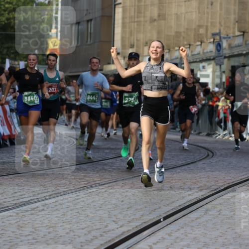 13.09.2026 - 21. swb-Marathon Bremen Strokosch-Dieckow http://msf.ph/oto/10328519 13.09.2026 13:13:29 Ziel 280, 313, 621, 868, 987, 1207, 2498, 2559, 2858, 2962, 3566, 3625, 4582, 5345, 5769, 6038, 6349, 6394, 7874, 8197, 8291, 8419, 8464, 9092, 9217, 2401, 2767, 2882, 3413, 7493, 7707, 8840, 9442, 13099 meine-sportfotos.de