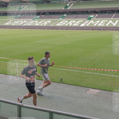 13.09.2026 - 21. swb-Marathon Bremen Michael Burmester http://msf.ph/oto/10328538 13.09.2026 12:58:47 Laufen im Stadion 141, 148, 191, 226, 232, 334, 511, 672, 745, 789, 790, 909, 972, 1010, 1080, 1119, 1166, 1191, 1199, 1281, 1516, 1535, 1642, 1647, 1752, 1881, 1931, 1933, 2046, 2210, 2289, 2324, 2343, 2367, 2371, 2397, 2423, 2425, 2577, 2771, 2806, 2807, 2827, 2885, 2899, 2903, 2953, 2961, 2979, 3015, 3021, 3051, 3098, 3120, 3124, 3138, 3148, 3182, 3186, 3190, 3233, 3319, 3338, 3435, 3516, 3531, 3534, 3560, 3652, 3655, 3685, 3690, 3695, 3866, 3933, 3934, 4101, 4120, 4174, 205 meine-sportfotos.de