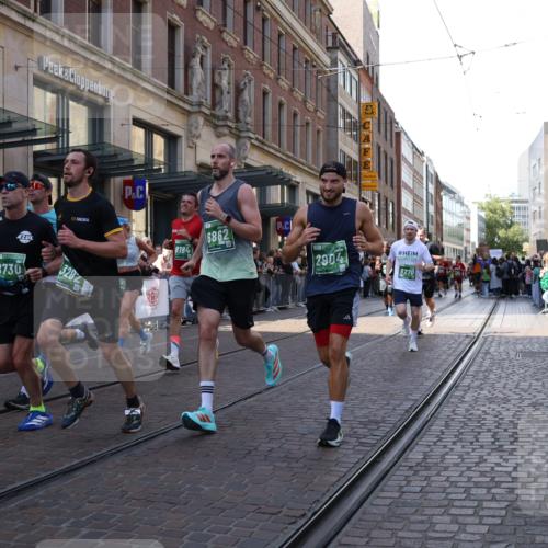 13.09.2026 - 21. swb-Marathon Bremen Strokosch-Dieckow http://msf.ph/oto/10328572 13.09.2026 13:21:15 Ziel 1130, 1254, 2088, 2397, 2570, 2904, 3120, 3202, 3290, 3435, 3655, 3695, 3930, 4165, 4234, 4445, 4484, 4519, 5542, 6862, 6865, 7176, 8184, 8270, 8384, 8730, 8923, 9048, 9059, 9514, 9722, 9900, 13145, 226, 854, 1191, 2425, 2979, 3450, 3534, 3933, 4126, 4316, 4362, 4445, 4465, 4734, 6357, 6401, 6970, 7902, 8237, 8323, 8408, 8622, 8791, 8971, 9267, 9268, 9900, 13120 meine-sportfotos.de