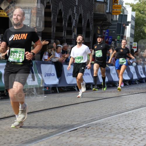 13.09.2026 - 21. swb-Marathon Bremen Strokosch-Dieckow http://msf.ph/oto/10328602 13.09.2026 13:13:30 Ziel 280, 313, 621, 868, 987, 1207, 2498, 2559, 2962, 3566, 3625, 4582, 5345, 5769, 6038, 6349, 6394, 7874, 8197, 8291, 8419, 8464, 9092, 9217, 2401, 2767, 3413, 7493, 7707, 8840, 9442, 9884, 13099 meine-sportfotos.de