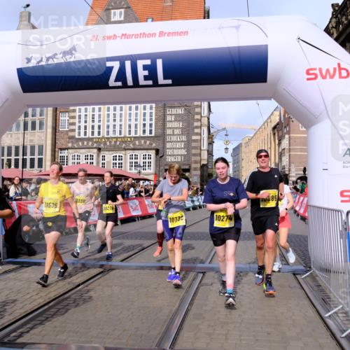 13.09.2026 - 21. swb-Marathon Bremen Tim E. http://msf.ph/oto/10328695 13.09.2026 11:02:38 Ziel 10153, 10154, 10173, 10273, 10274, 10278, 10331, 10338, 10439, 10636, 10738, 10885, 10915, 10943, 11137, 11249, 11505, 11576, 11811, 11853, 11886, 11890, 12042, 12094, 12134, 12135, 12169, 12437 meine-sportfotos.de