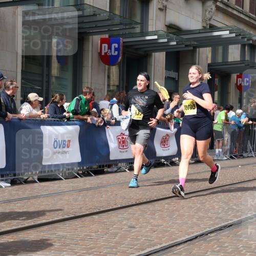 13.09.2026 - 21. swb-Marathon Bremen Strokosch-Dieckow http://msf.ph/oto/10328716 13.09.2026 11:02:00 Ziel 10153, 10154, 10173, 10273, 10274, 10278, 10331, 10338, 10439, 10473, 10636, 10738, 10885, 10915, 10943, 11137, 11249, 11505, 11576, 11811, 11853, 11886, 11890, 12042, 12094, 12134, 12135, 12169, 12437, 10257, 10332, 10409, 10444, 10500, 10617, 10803, 10817, 10924, 11075, 11115, 11150, 11268, 11305, 11369, 11412, 11413, 11436, 11479, 11486, 11668, 11747, 11859, 11985, 11986, 12016, 12095, 12145, 12360, 12379, 12412, 12466, 12506 meine-sportfotos.de