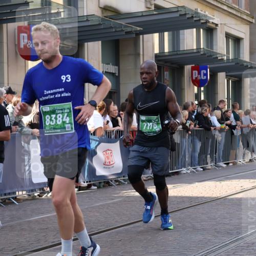 13.09.2026 - 21. swb-Marathon Bremen Strokosch-Dieckow http://msf.ph/oto/10328736 13.09.2026 13:21:19 Ziel 572, 1130, 1254, 2088, 2397, 2570, 2904, 3120, 3202, 3290, 3435, 3655, 3695, 3930, 3934, 4165, 4735, 5542, 6862, 6865, 7176, 8184, 8270, 8384, 8730, 8923, 9048, 9059, 9421, 9514, 9722, 13145, 226, 854, 1191, 2979, 3450, 3534, 3933, 4234, 4362, 4445, 4484, 4519, 4734, 6357, 6970, 8237, 8323, 8408, 8622, 8791, 8971, 9267, 9268, 9514, 9900, 13120 meine-sportfotos.de