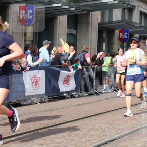 13.09.2026 - 21. swb-Marathon Bremen Strokosch-Dieckow http://msf.ph/oto/10328751 13.09.2026 11:02:01 Ziel 10153, 10154, 10173, 10273, 10274, 10278, 10331, 10338, 10439, 10473, 10636, 10738, 10885, 10915, 10943, 11137, 11249, 11505, 11526, 11576, 11811, 11853, 11886, 11890, 12042, 12094, 12134, 12135, 12169, 12437, 10257, 10332, 10409, 10444, 10500, 10617, 10803, 10817, 10924, 11075, 11115, 11150, 11268, 11369, 11412, 11413, 11436, 11479, 11486, 11668, 11747, 11859, 11985, 11986, 12016, 12095, 12145, 12360, 12379, 12412, 12466, 12506 meine-sportfotos.de
