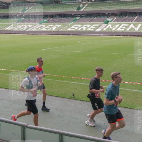 13.09.2026 - 21. swb-Marathon Bremen Michael Burmester http://msf.ph/oto/10328797 13.09.2026 12:59:12 Laufen im Stadion 141, 148, 191, 226, 232, 260, 342, 511, 672, 745, 789, 790, 972, 1080, 1119, 1166, 1191, 1199, 1209, 1281, 1493, 1494, 1516, 1642, 1647, 1752, 1931, 1933, 2046, 2088, 2210, 2289, 2343, 2367, 2397, 2425, 2481, 2517, 2570, 2577, 2771, 2806, 2807, 2827, 2885, 2899, 2914, 2953, 2961, 2979, 3015, 3021, 3098, 3120, 3124, 3138, 3148, 3186, 3190, 3233, 3273, 3319, 3338, 3435, 3516, 3531, 3534, 3560, 3652, 3655, 3695, 3861, 3930, 3933, 3934, 4120, 205 meine-sportfotos.de