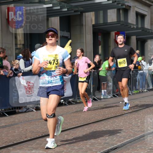 13.09.2026 - 21. swb-Marathon Bremen Strokosch-Dieckow http://msf.ph/oto/10328798 13.09.2026 11:02:02 Ziel 10153, 10154, 10173, 10273, 10274, 10278, 10331, 10338, 10439, 10473, 10636, 10738, 10885, 10915, 10943, 11137, 11249, 11505, 11508, 11526, 11576, 11811, 11853, 11886, 11890, 12042, 12094, 12134, 12135, 12169, 12437, 10257, 10409, 10444, 10500, 10617, 10803, 10817, 10924, 11115, 11150, 11268, 11369, 11412, 11413, 11436, 11479, 11486, 11668, 11747, 11859, 11985, 11986, 12016, 12095, 12145, 12360, 12379, 12412, 12466, 12506 meine-sportfotos.de