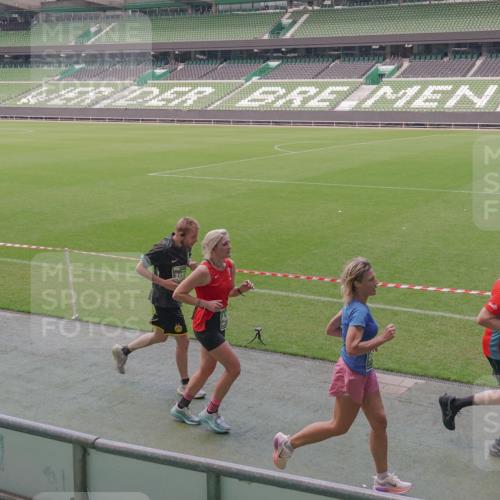 13.09.2026 - 21. swb-Marathon Bremen Michael Burmester http://msf.ph/oto/10328830 13.09.2026 12:59:14 Laufen im Stadion 141, 148, 191, 226, 232, 260, 342, 511, 672, 745, 789, 790, 972, 1080, 1119, 1166, 1191, 1199, 1209, 1281, 1493, 1494, 1516, 1642, 1647, 1931, 1933, 2046, 2088, 2210, 2289, 2343, 2367, 2397, 2425, 2481, 2517, 2570, 2577, 2771, 2806, 2807, 2827, 2885, 2899, 2914, 2953, 2961, 2979, 3015, 3021, 3098, 3120, 3124, 3138, 3148, 3186, 3190, 3233, 3273, 3319, 3338, 3435, 3516, 3531, 3534, 3560, 3652, 3655, 3695, 3861, 3930, 3933, 3934, 4120, 205 meine-sportfotos.de