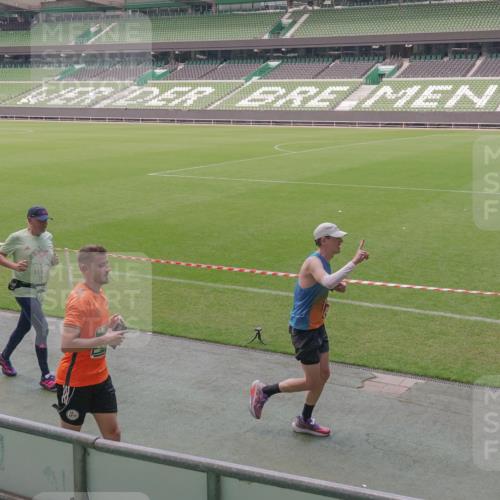 13.09.2026 - 21. swb-Marathon Bremen Michael Burmester http://msf.ph/oto/10328882 13.09.2026 12:59:17 Laufen im Stadion 141, 148, 191, 226, 232, 260, 342, 511, 672, 745, 789, 790, 972, 1080, 1119, 1166, 1191, 1199, 1209, 1281, 1493, 1494, 1516, 1642, 1647, 1931, 1933, 2088, 2210, 2289, 2343, 2367, 2397, 2425, 2481, 2517, 2570, 2577, 2686, 2771, 2806, 2807, 2827, 2885, 2899, 2914, 2953, 2961, 2979, 3015, 3021, 3098, 3120, 3124, 3138, 3148, 3186, 3190, 3233, 3273, 3319, 3338, 3435, 3516, 3531, 3534, 3560, 3652, 3655, 3695, 3861, 3930, 3933, 3934, 4120, 205 meine-sportfotos.de