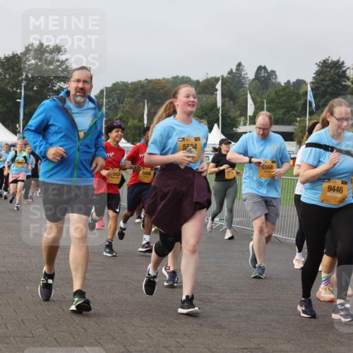 13.09.2026 - Kiel Lauf Andreas Tolksdorf http://msf.ph/oto/10328999 13.09.2026 09:30:11 Kiellinie 5504, 0424, 6986, 6115, 568, 39, 9446 meine-sportfotos.de