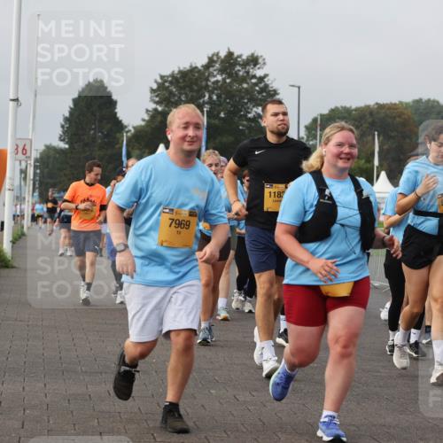 13.09.2026 - Kiel Lauf Andreas Tolksdorf http://msf.ph/oto/10329138 13.09.2026 09:30:20 Kiellinie 36, 0475, 3, 7969, 38, 1187, 47, 394, 6158, 5654 meine-sportfotos.de