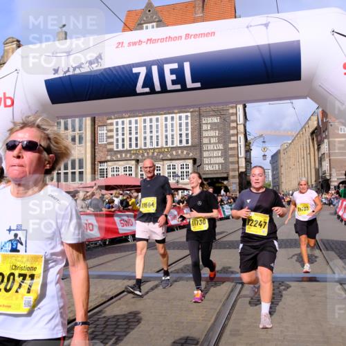 13.09.2026 - 21. swb-Marathon Bremen Tim E. http://msf.ph/oto/10329545 13.09.2026 11:03:07 Ziel 10190, 10296, 10633, 10731, 10783, 10945, 10954, 10955, 10985, 11096, 11107, 11313, 11564, 11697, 11701, 11719, 11730, 11776, 11785, 12071, 12154, 12247, 12448, 12451, 12465 meine-sportfotos.de