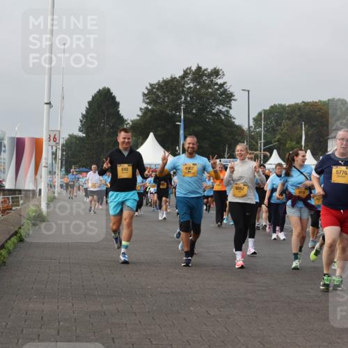 13.09.2026 - Kiel Lauf Andreas Tolksdorf http://msf.ph/oto/10329572 13.09.2026 09:30:52 Kiellinie 840, 4907, 6057, 919, 8521, 5776, 9516, 130 meine-sportfotos.de